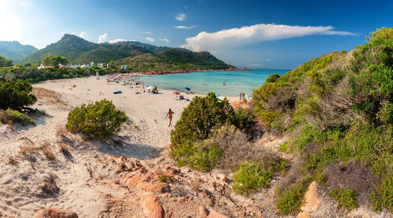 Le Corti Sarde Beach Apartments Bari Sardo Eksteriør billede